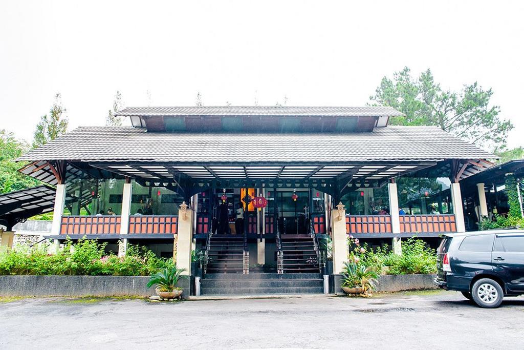 Taman Simalem Resort Tongging 외부 사진