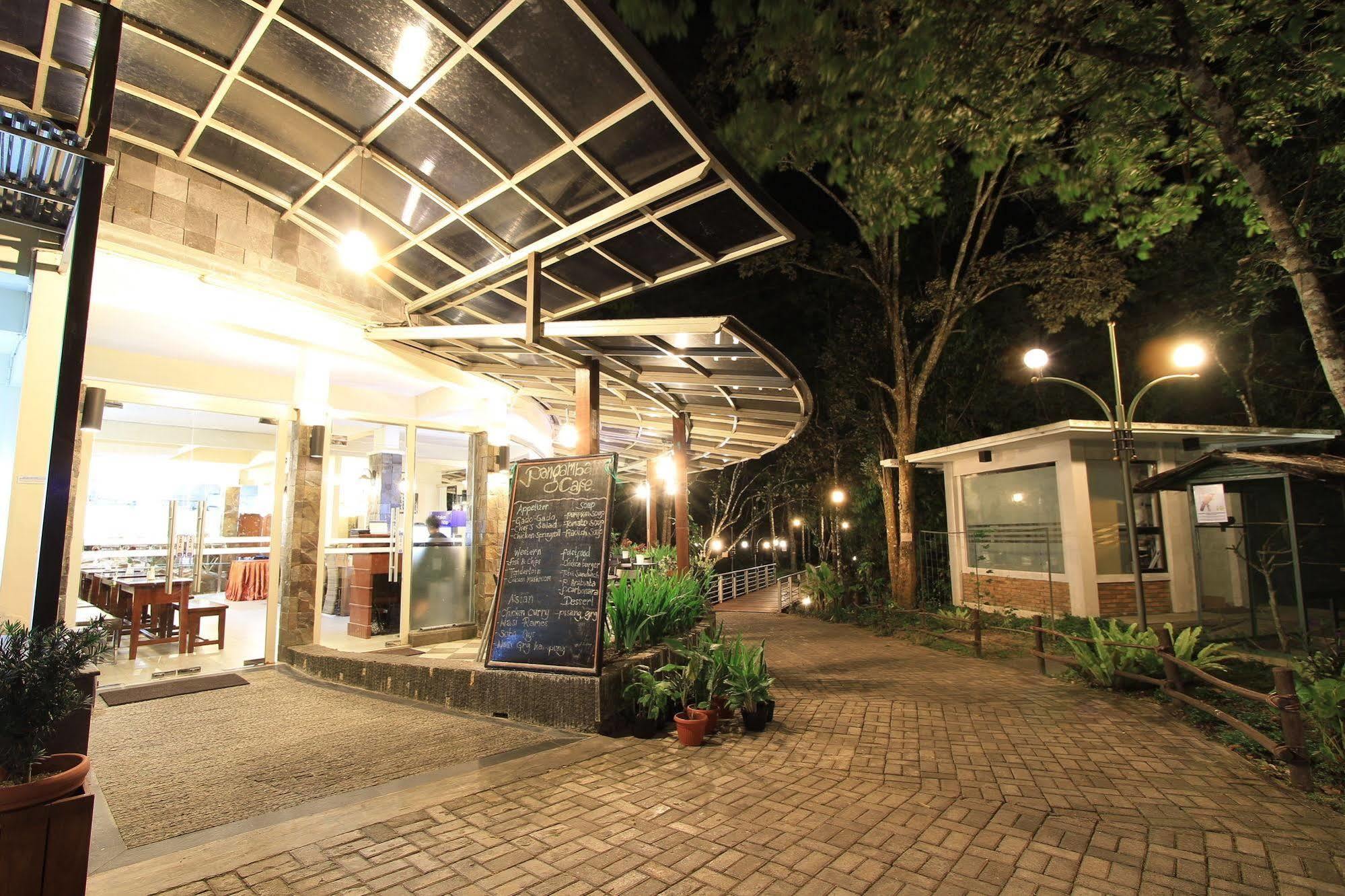 Taman Simalem Resort Tongging 외부 사진