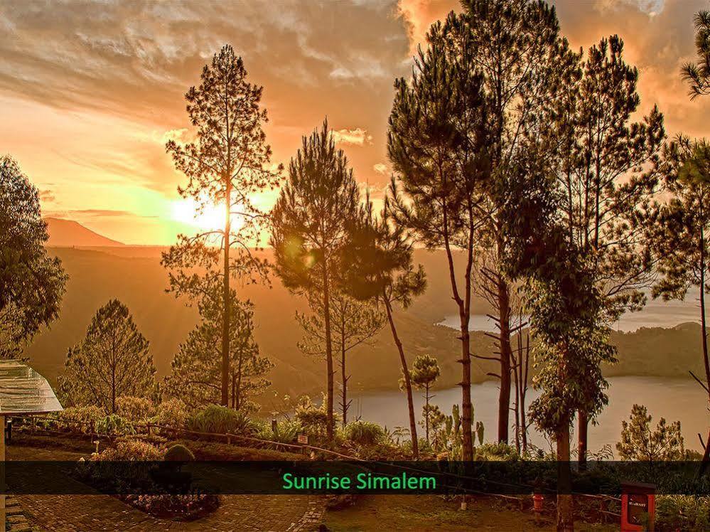Taman Simalem Resort Tongging 외부 사진