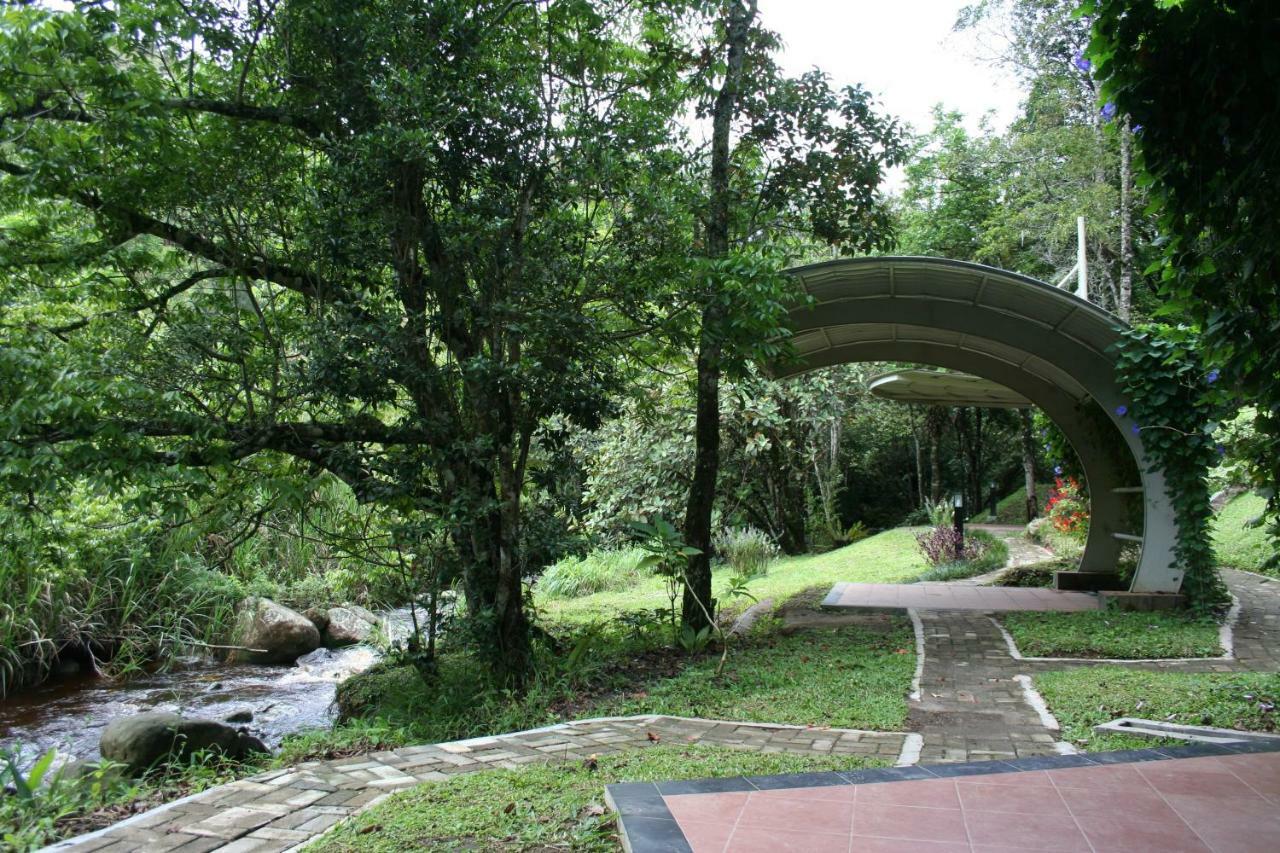 Taman Simalem Resort Tongging 외부 사진